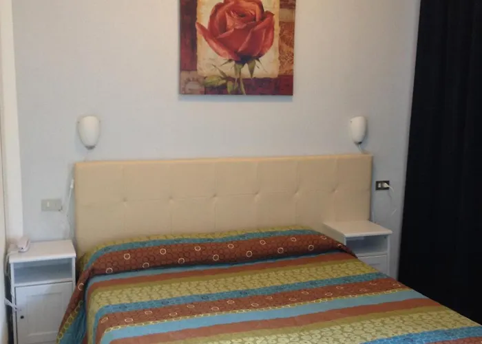 Hotel Domodossola Otel 2*