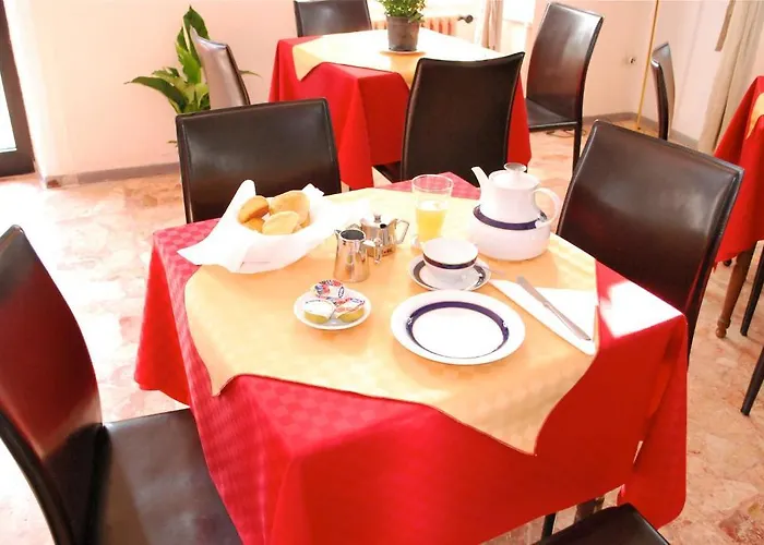 Hotel Domodossola Otel