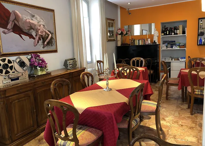Hotel Domodossola Otel 2*