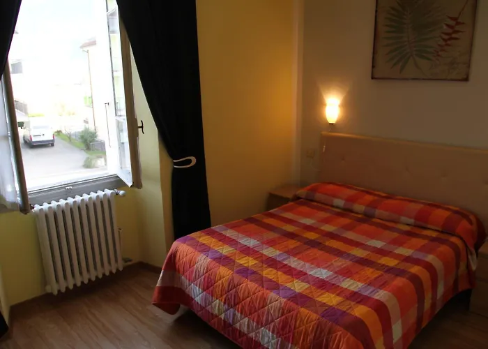 Hotel Domodossola Otel 2*